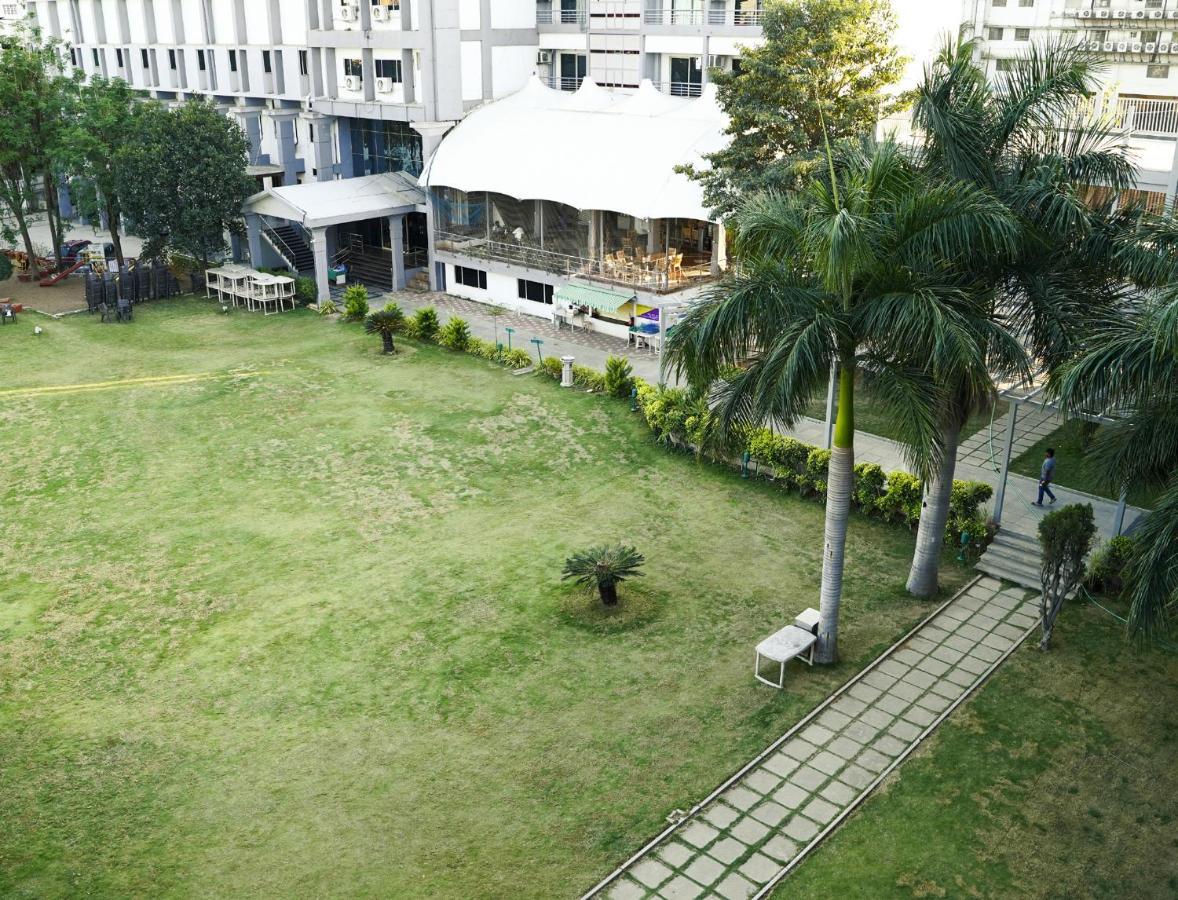 Bngv Mystic Premier Hotel Bangalore Exterior foto