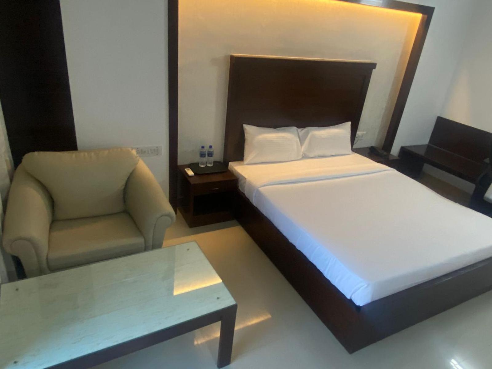 Bngv Mystic Premier Hotel Bangalore Quarto foto